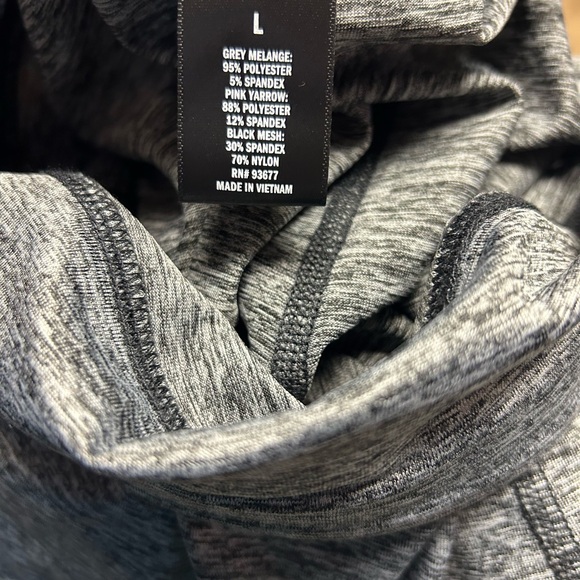 City Streets athletic leggings woman’s size large - Picture 3 of 6